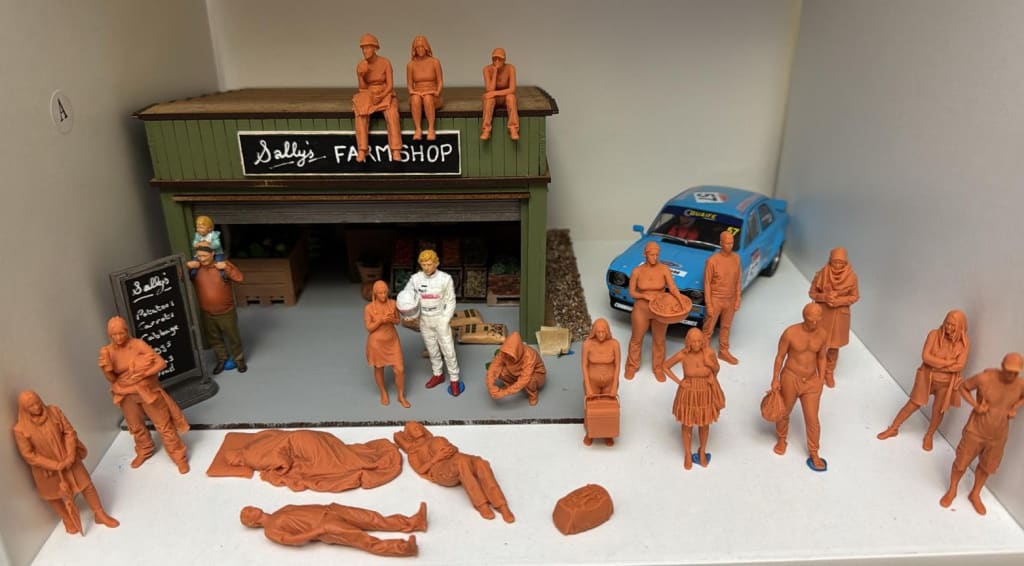 MM1097 Female Begging Figure