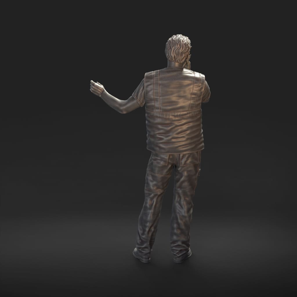 MM1133 Male traffic controller Figure