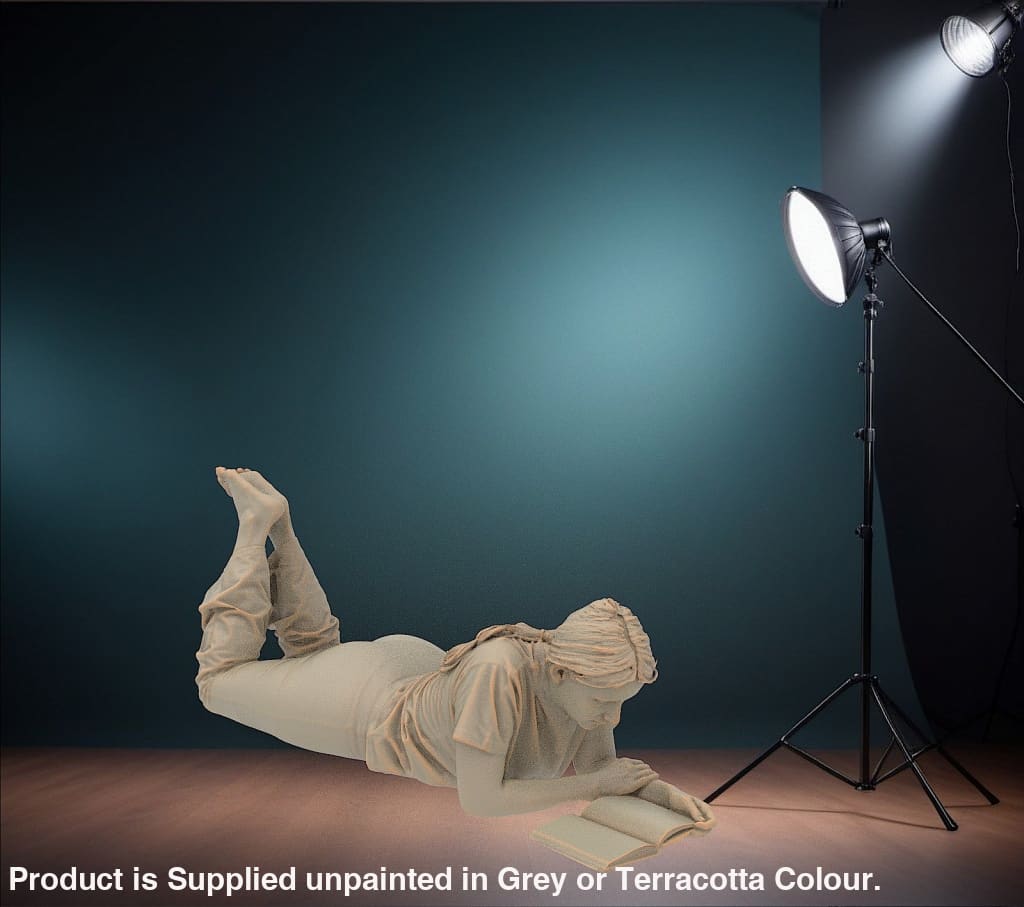 MM1136 Girl Reading Book Figure