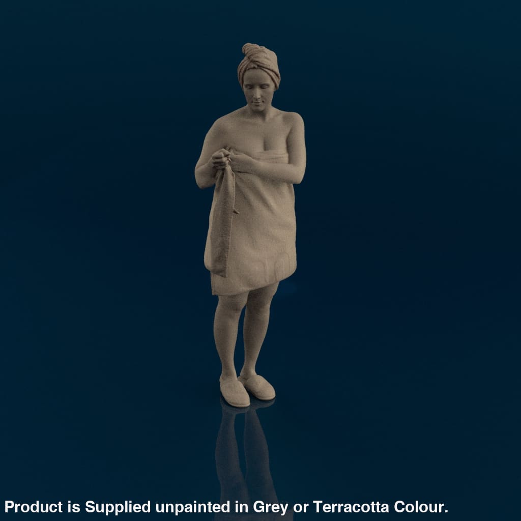 MM1141 Bathrobe girl Figure