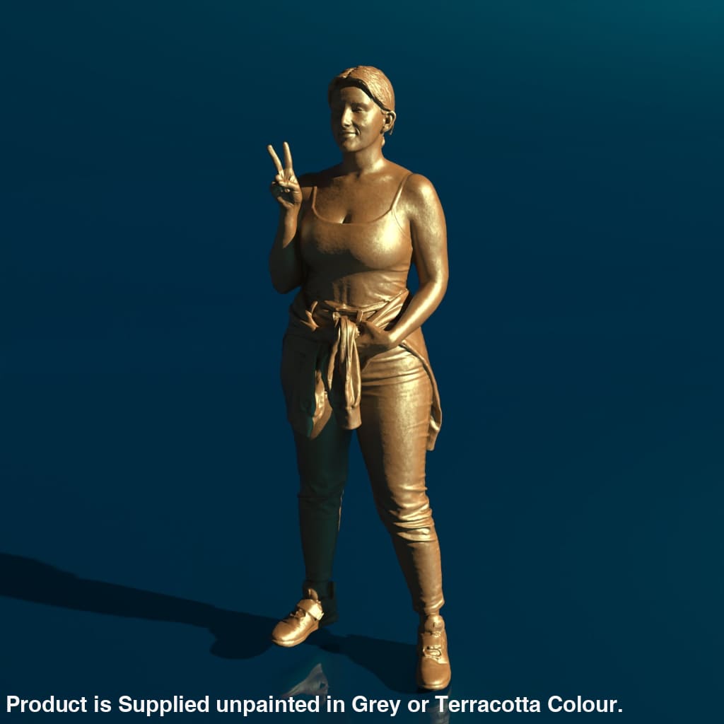 MM1143 Girl 2 fingers up Figure
