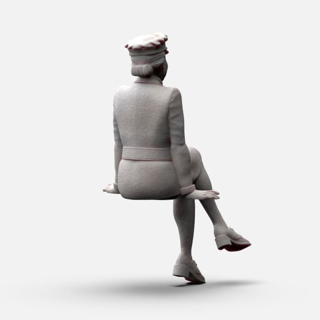 MM1154 WW2 RAF WAAF Sitting Figure