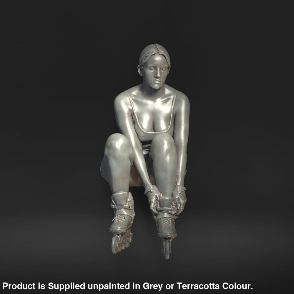 MM1183 Girl with Roller Skates Figure