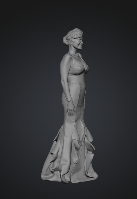 MM136 Young Girl in a Lovely Evening Dress