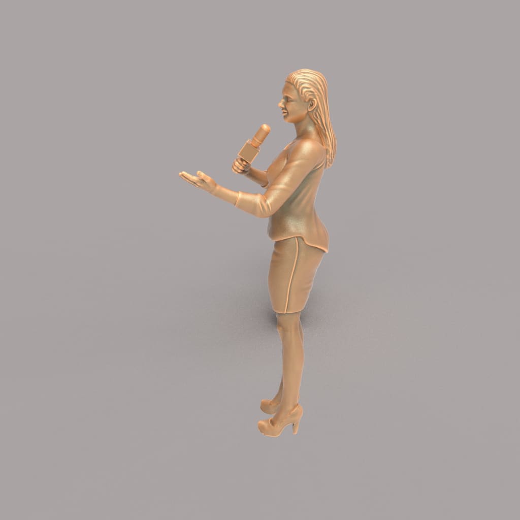MM146 Female TV/Radio Reporter Figure