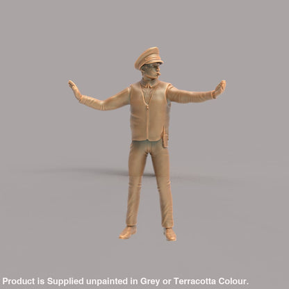 MM173 Traffic Policeman Directing Traffic Figure