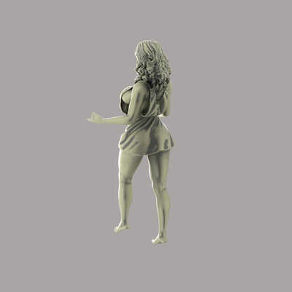 MM2001 Woman in summer dress Figure
