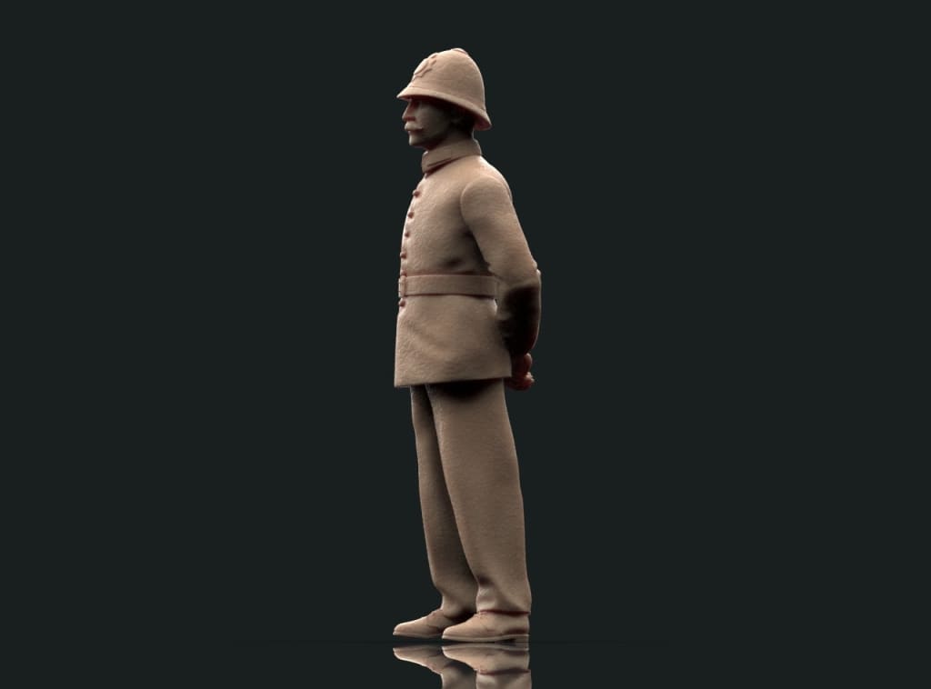 MM2027 1900-1950 Policeman Standing Figure