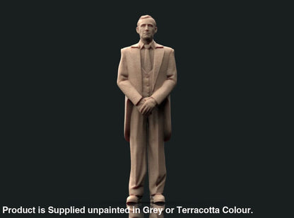 MM2032 Butler Figure