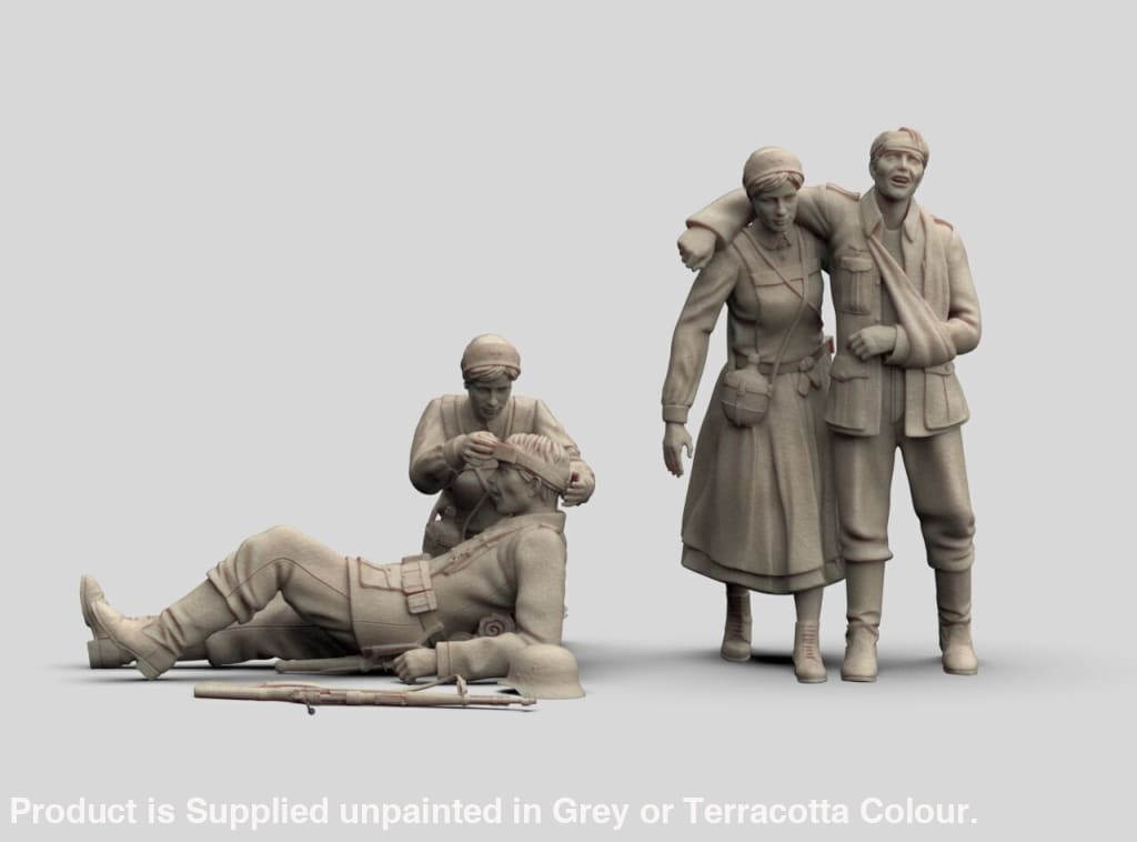 MM2039 German Soldiers and Nurses Figure