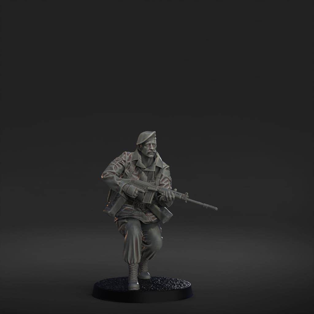 MM2051 Royal Marine on Patrol Figure