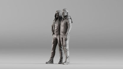 MM2058 2 Friends Posing Figure