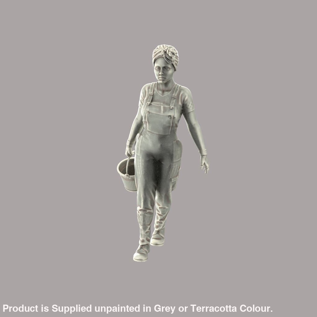 MM236 1940’s Female carrying Bucket Figure