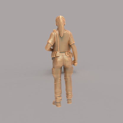 MM264 Female Police Officer Figure