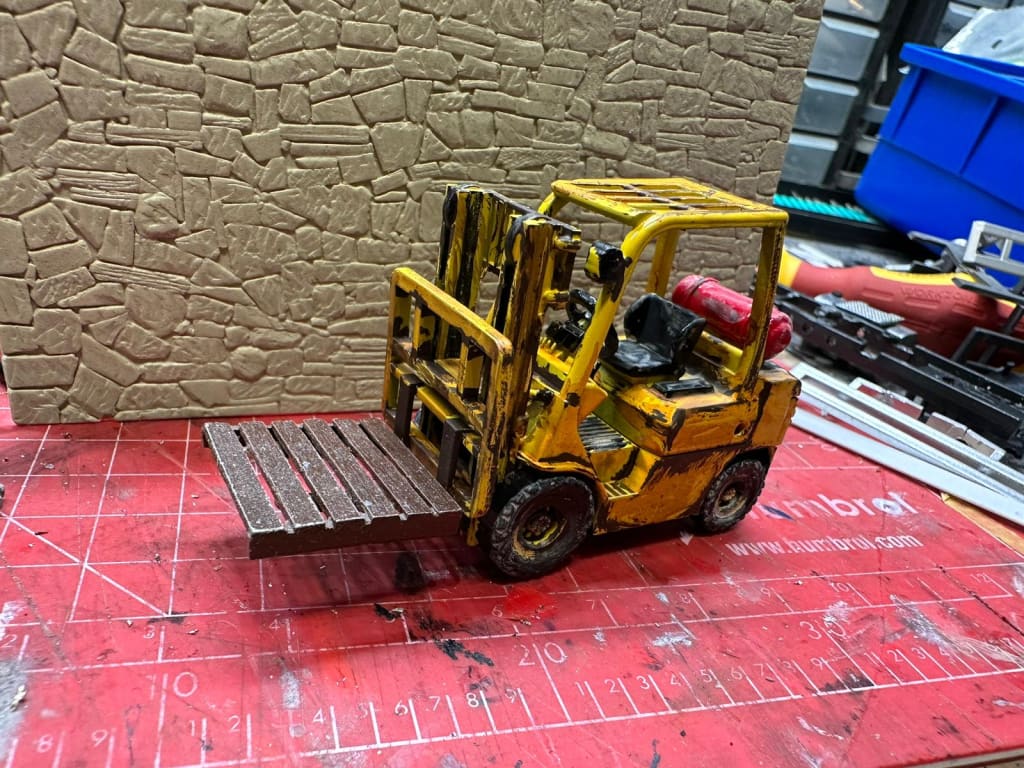 MM5034 Forklift 1:76 Vehicle