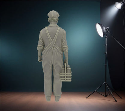 MM546 Milkman 1940’s Style Figure
