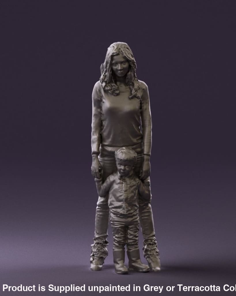 Mm849 Woman And Son In Winter Clothes Figure