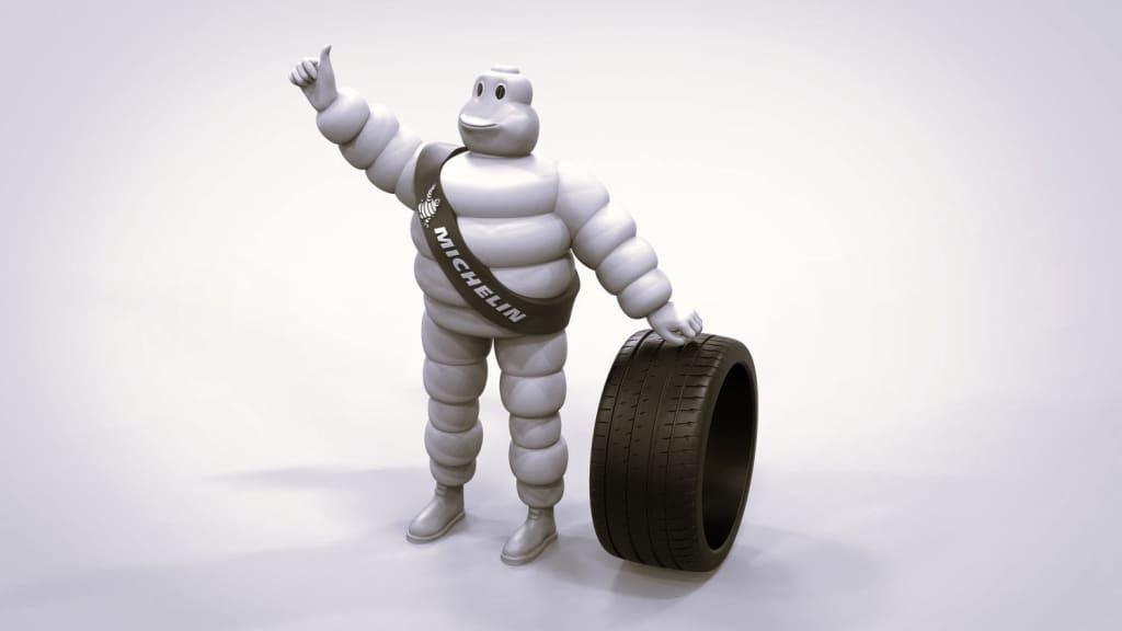 MM900 Michelin Man & Tyre Figure