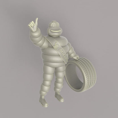 MM900 Michelin Man & Tyre Figure