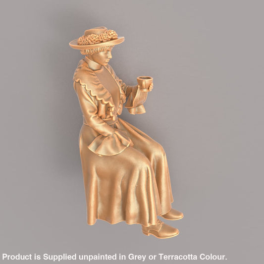 MM929A Edwardian/Victorian Female Sitting Figure