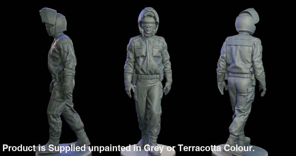 Mm966 Police Rider Armed Walking Figure