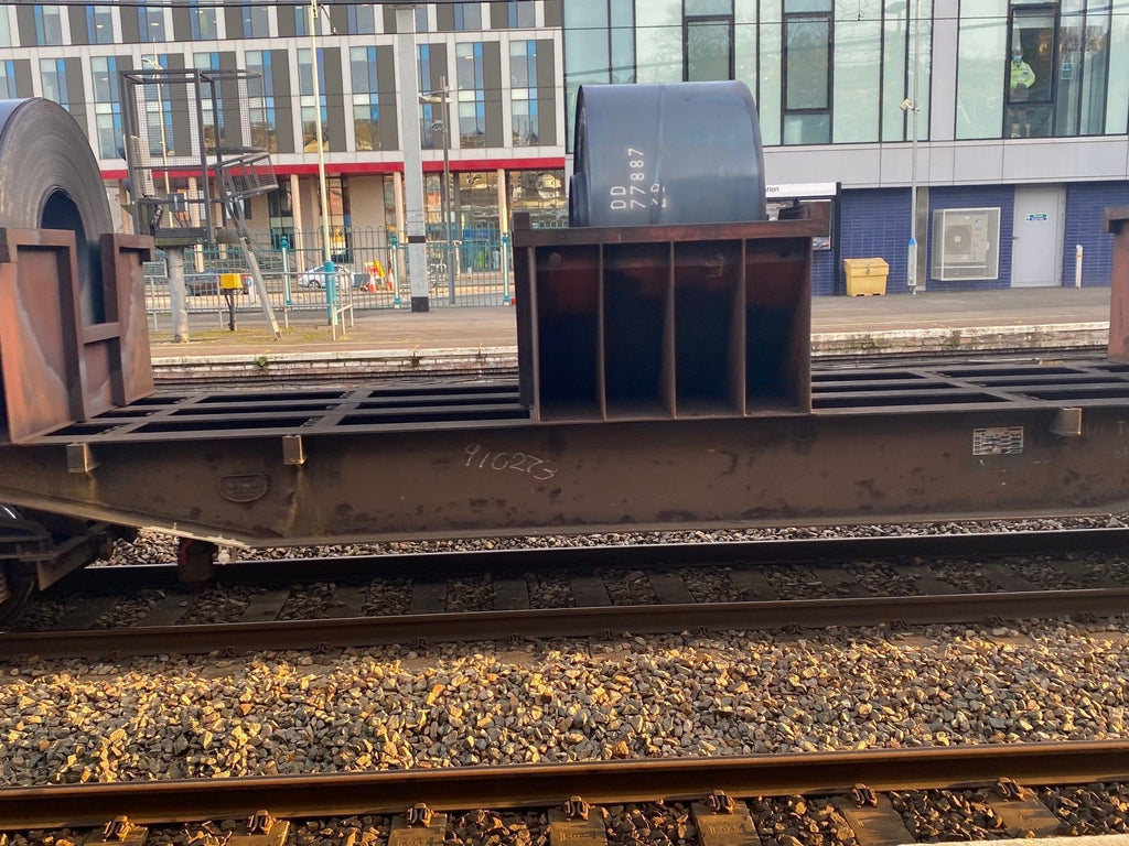 PJD043 Model Railway Rolled Steel Coil and Containers