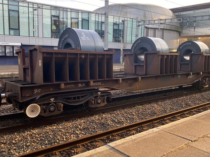 PJD043 Model Railway Rolled Steel Coil and Containers
