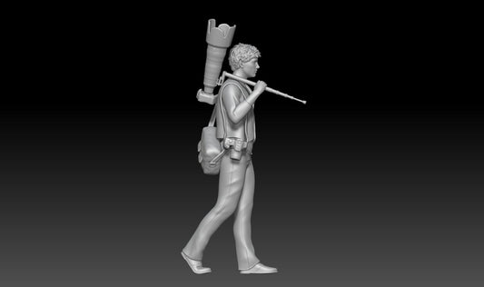 MM1353 Photographer with Large Camera